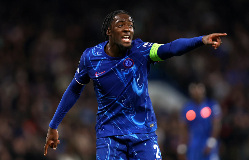 rosenior-mo-cua-cho-disasi-con-sterling-van-trong-vung